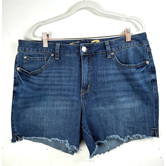 7 For All Mankind Pants - 7 For All Mankind Weekend Short Medium Wash Cutoff Frayed Hem Stretch Denim 14
